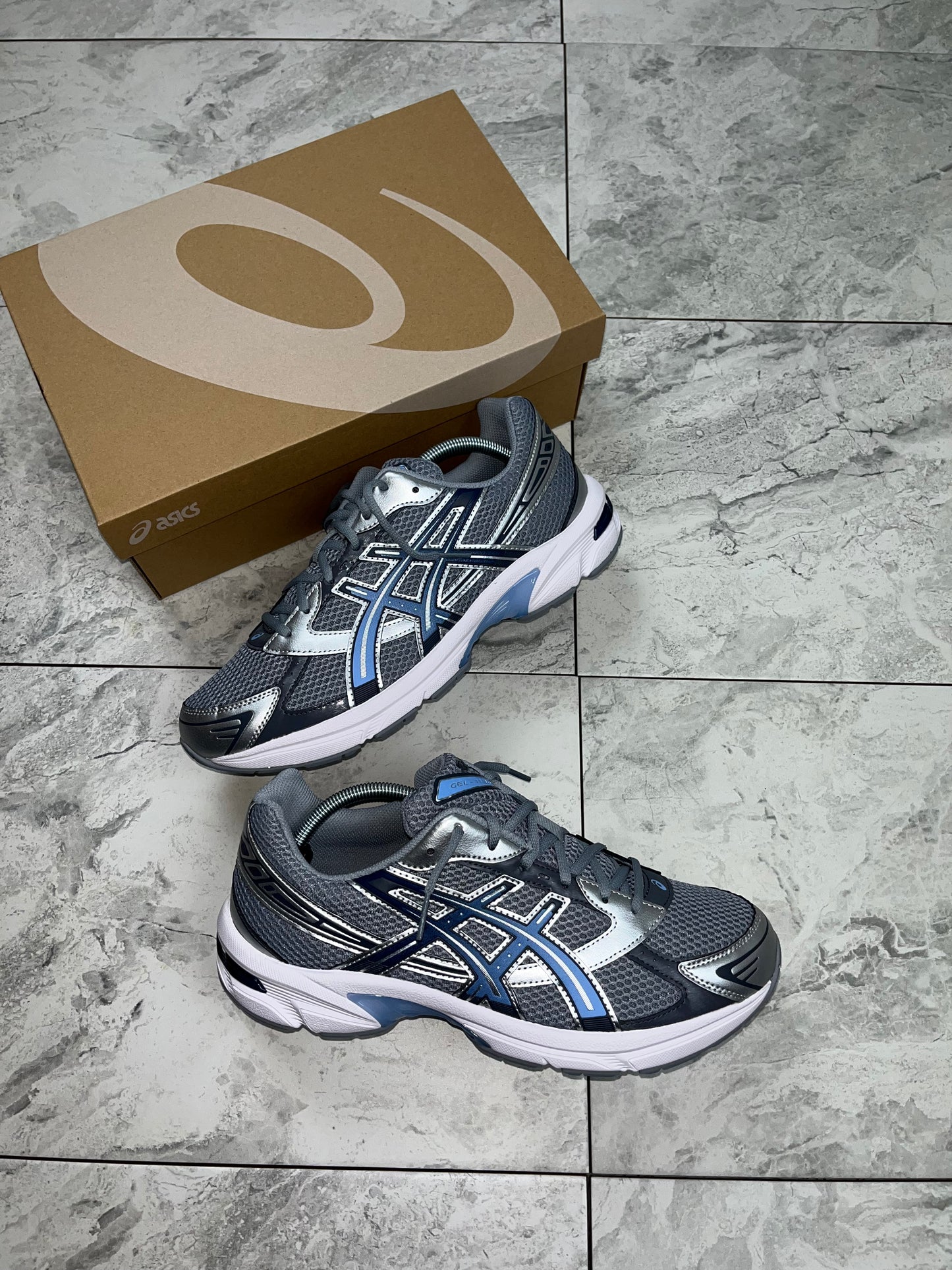 ASICS gel 1130- Gravel/Pure silver