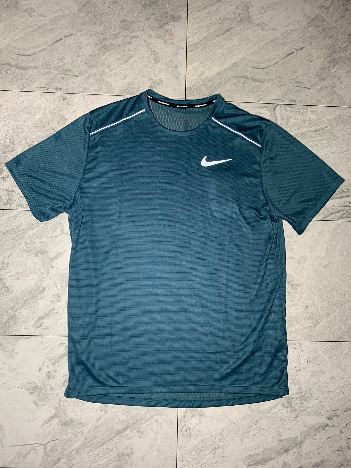 Nike miler ash green