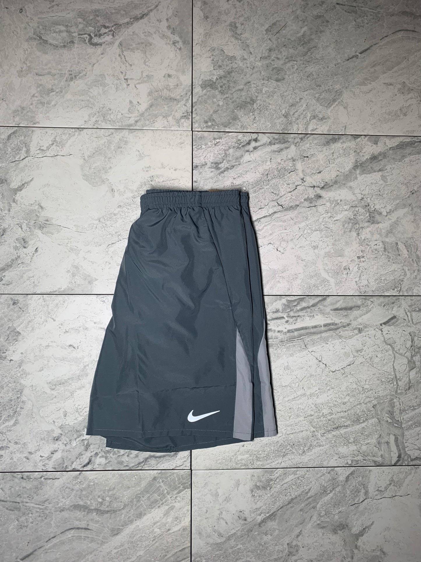 Nike challenger shorts