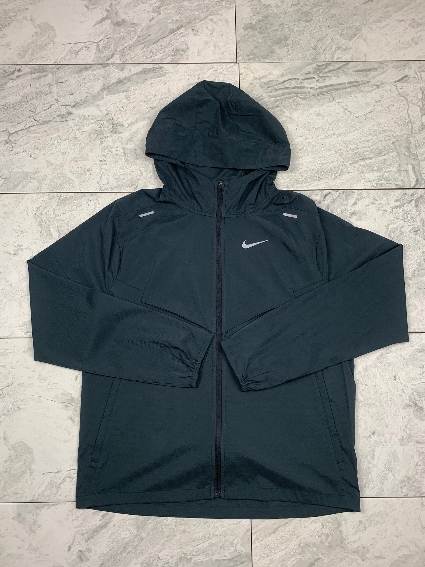 Nike UV windbreaker black