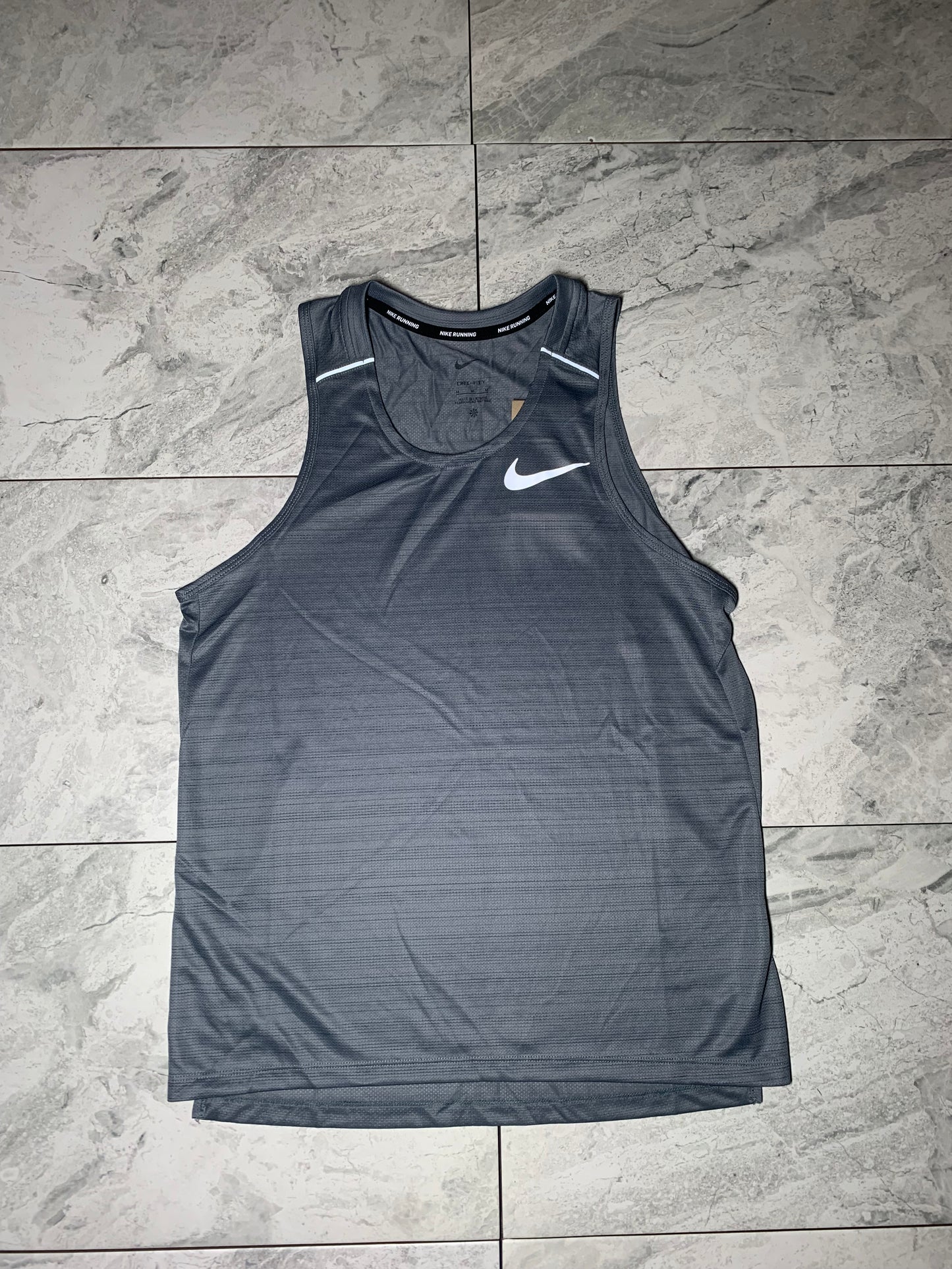 Nike miler vest grey