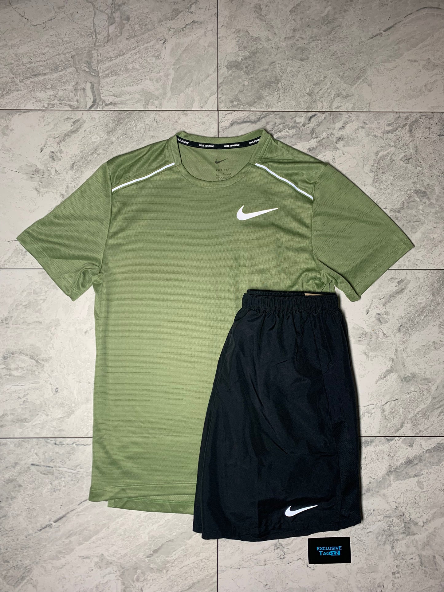 Nike miler set khaki