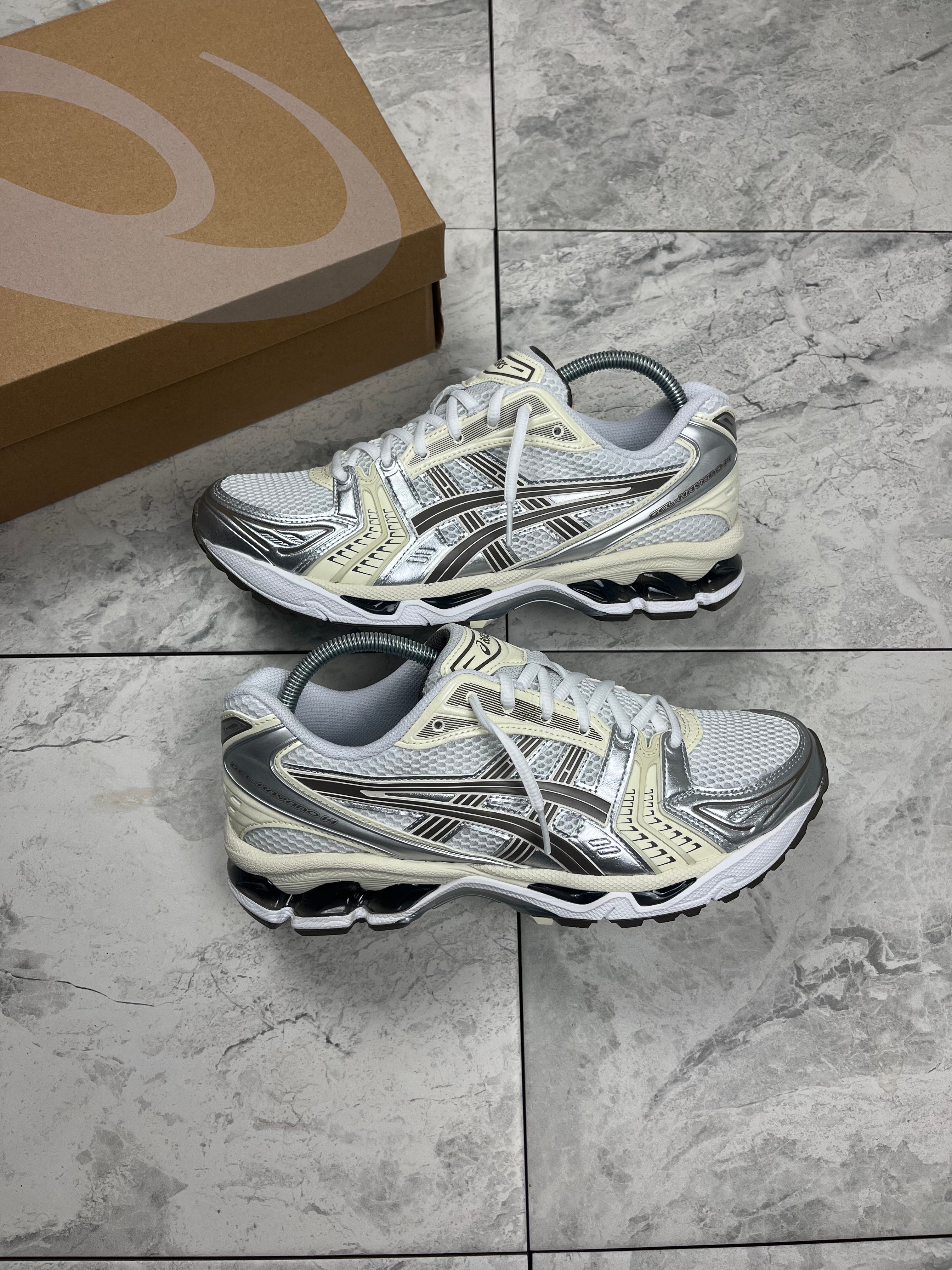 ASICS gel kayano 14 White/Ivory