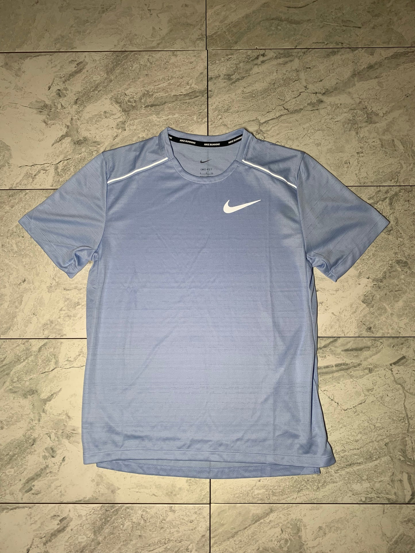 Nike miler colbat bliss