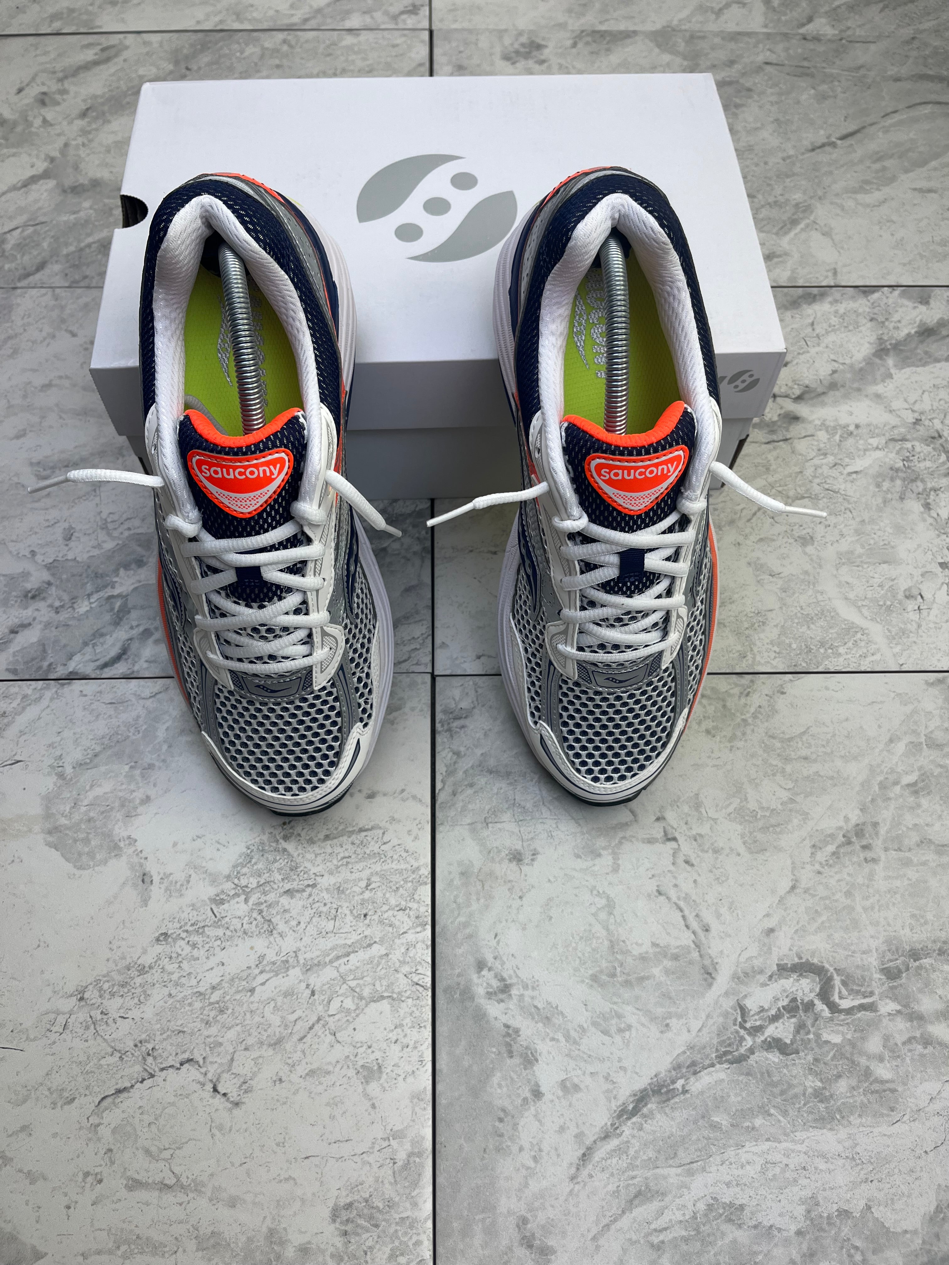 Saucony pro grid omni 9 - Sunrise Orange