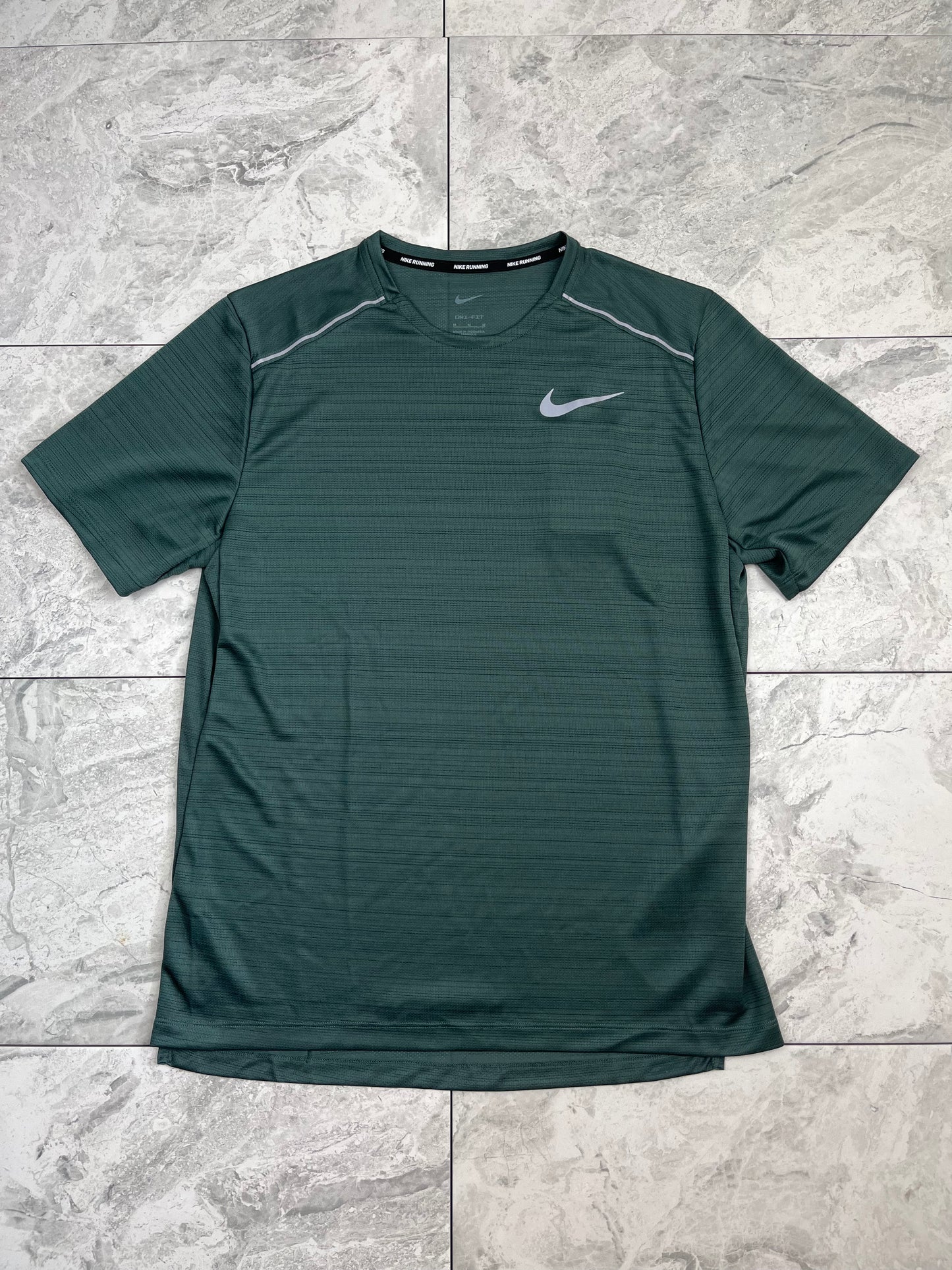 Nike miler - Vintage Green