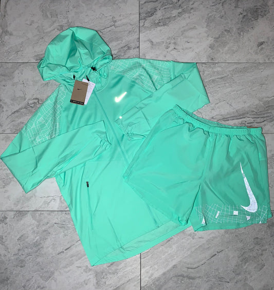 Nike running division set mint