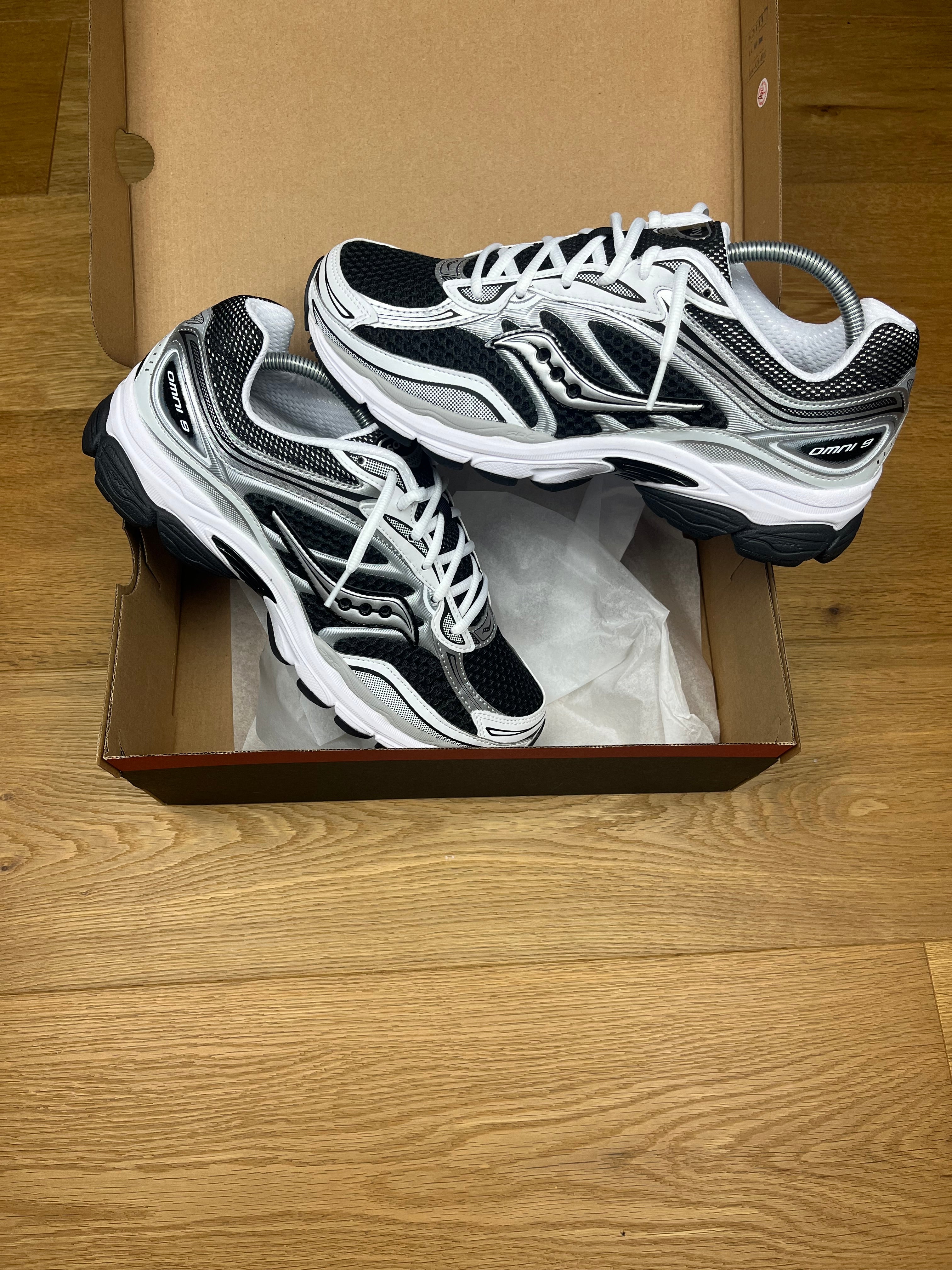 Saucony progrid omni 9 - Black/White