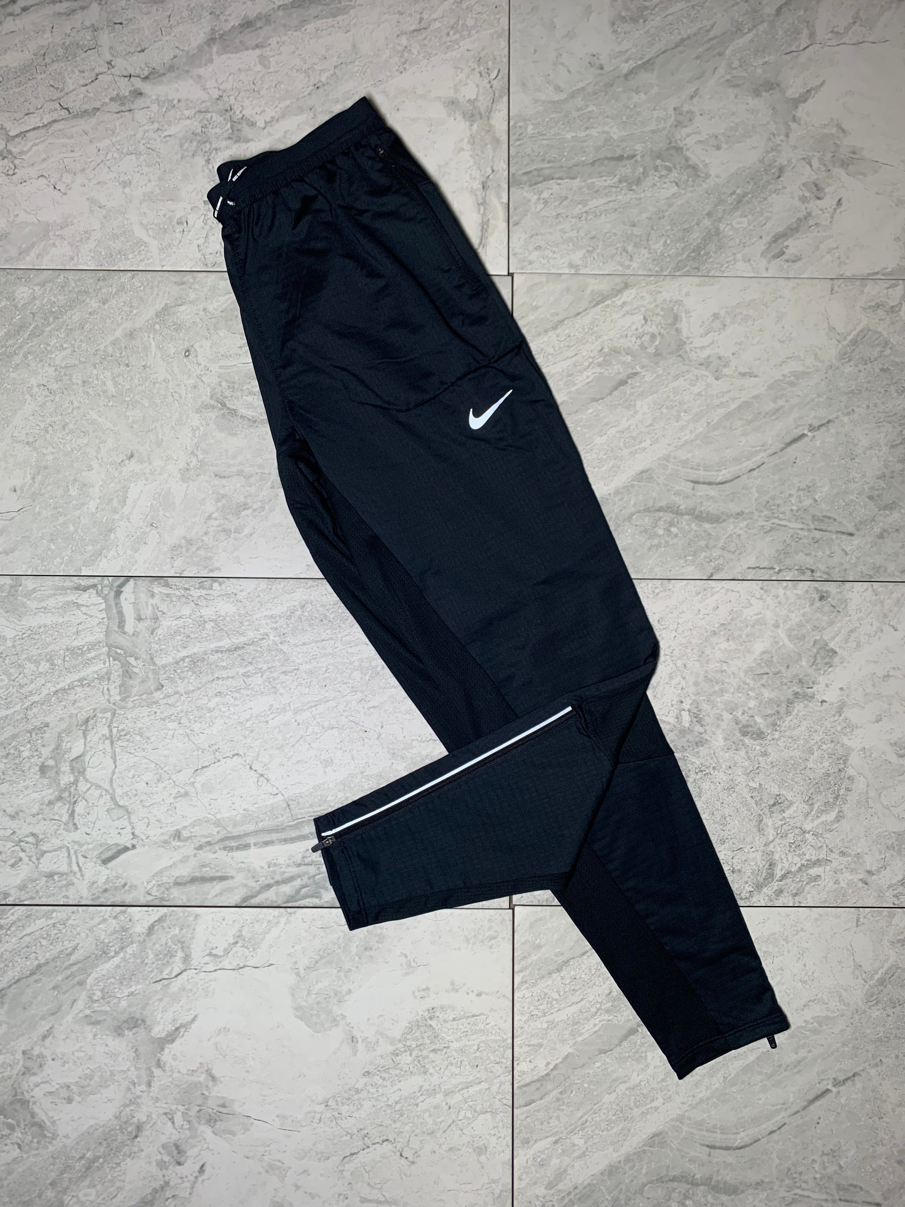 Nike phenom trousers