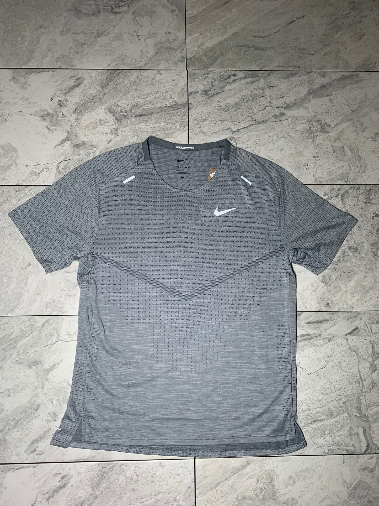 Nike tech adv t-shirt grey