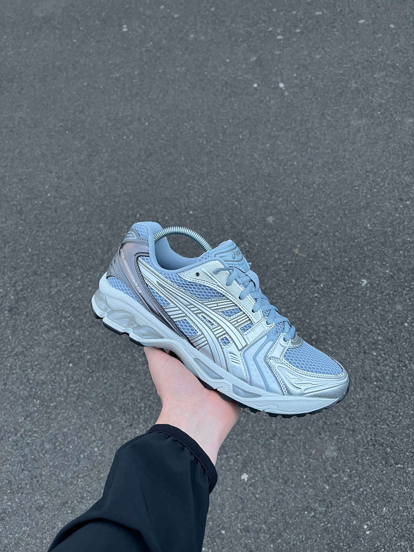 ASICS gel kayano 14- Dolphin Grey/Pure silver