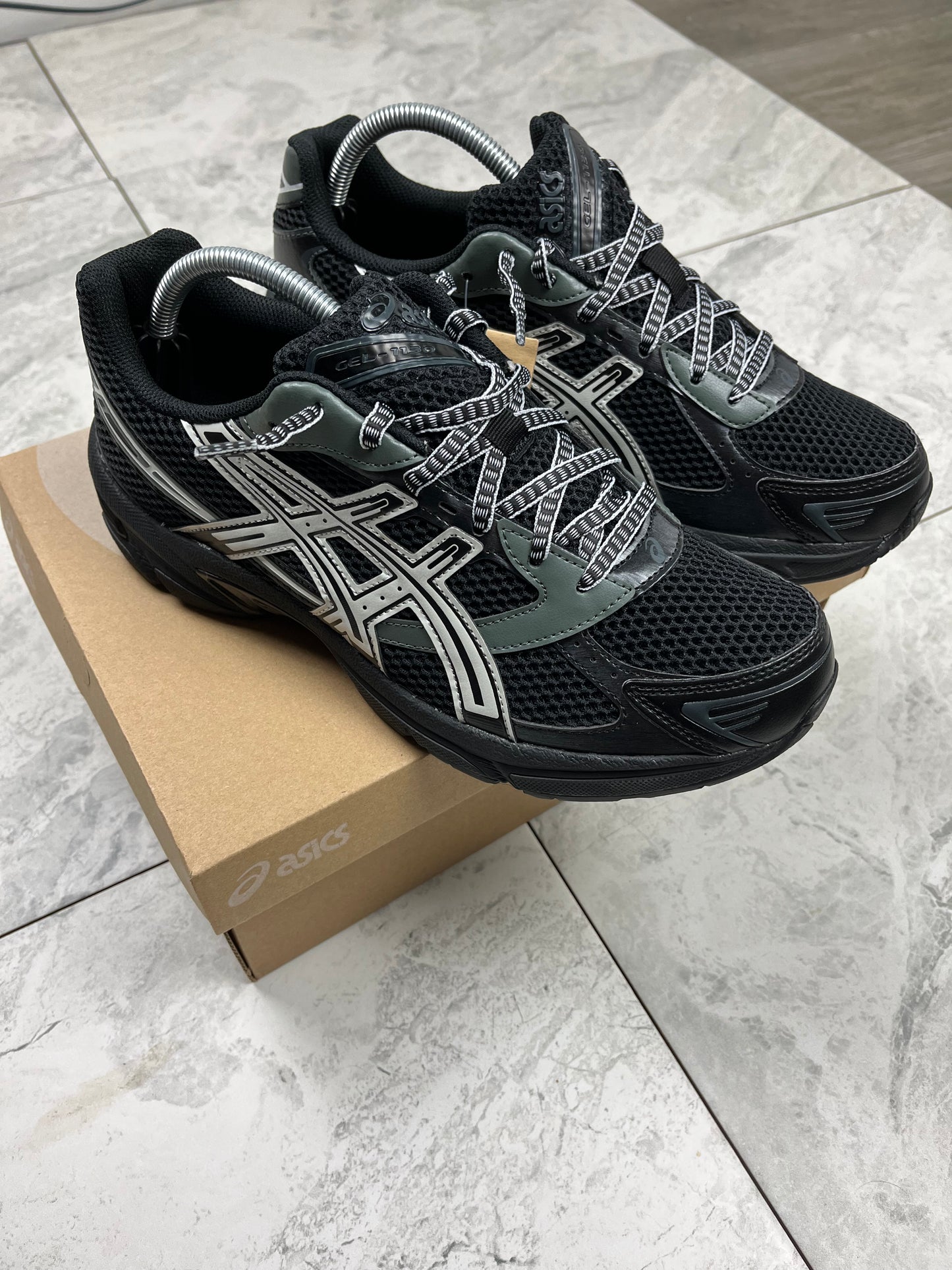 ASICS gel 1130 - Black/Glacier grey