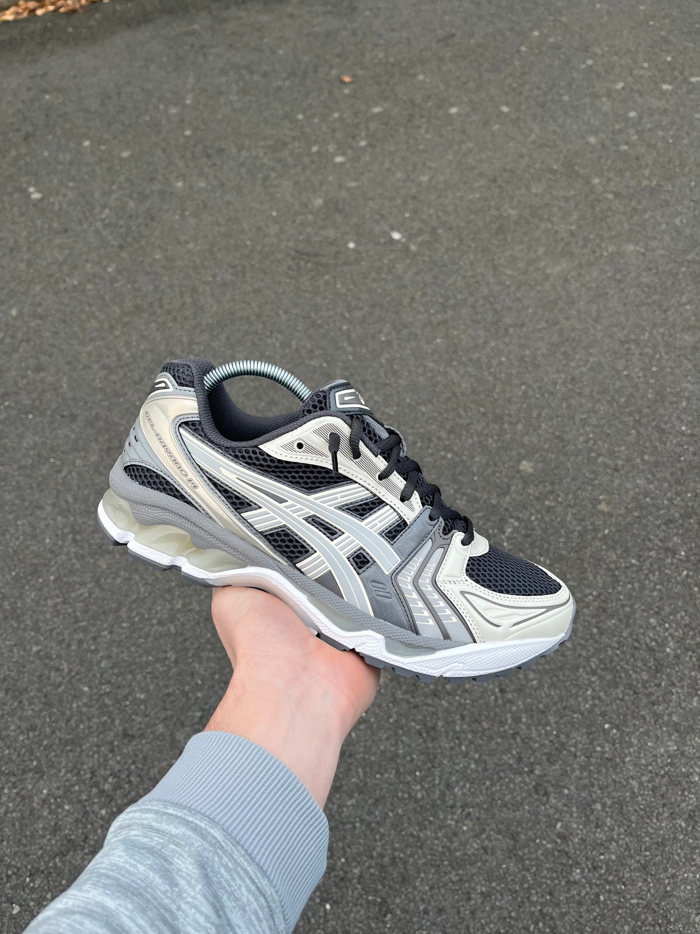 ASICS gel kayano 14 - Obsidian/Cement grey