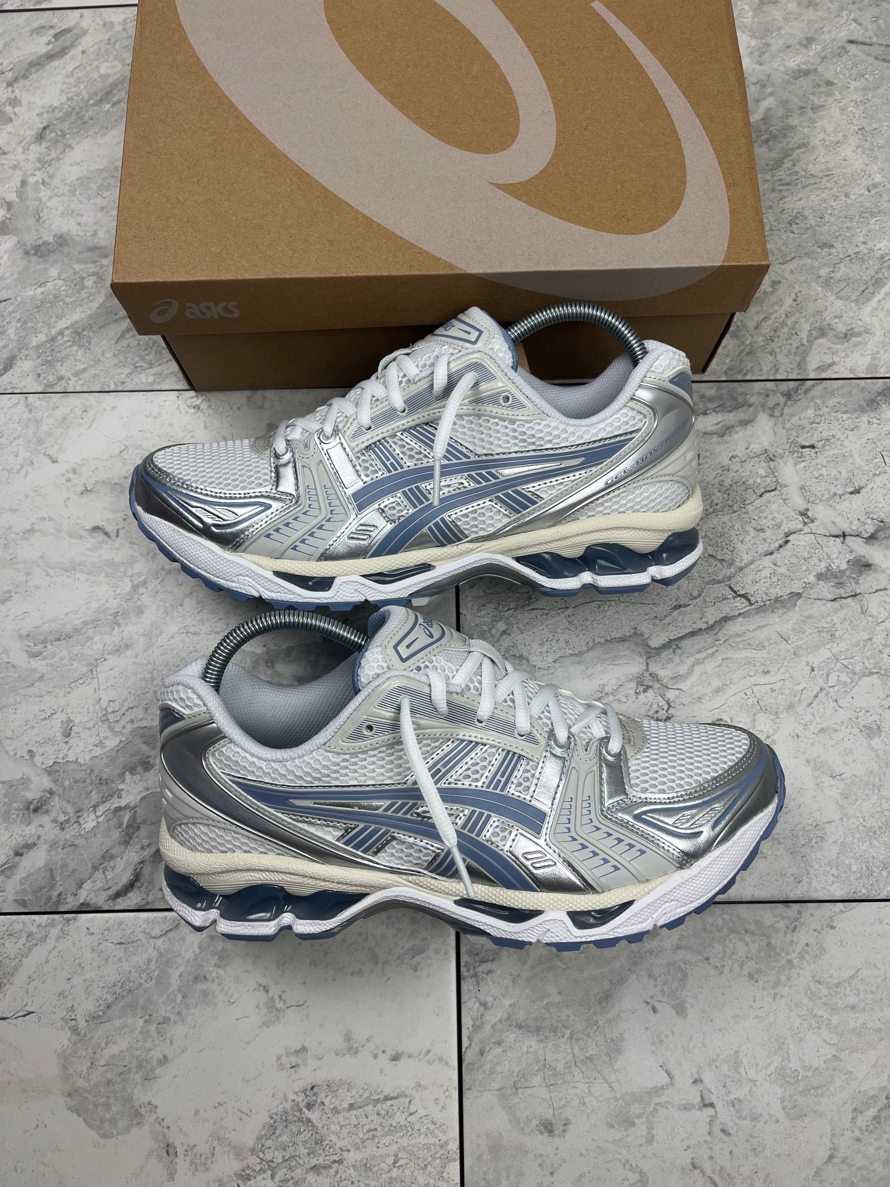 ASICS gel kayano 14 - White/Light Navy