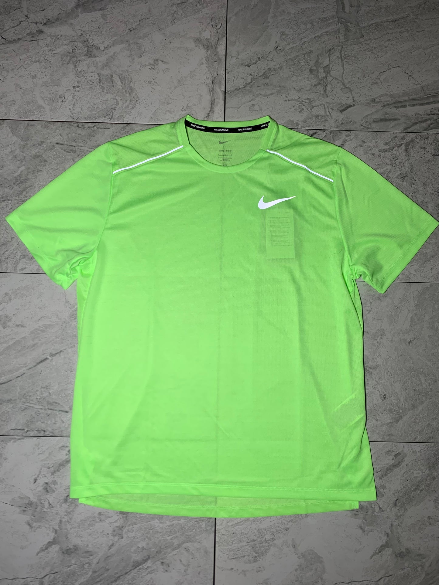 Nike miler ghost green