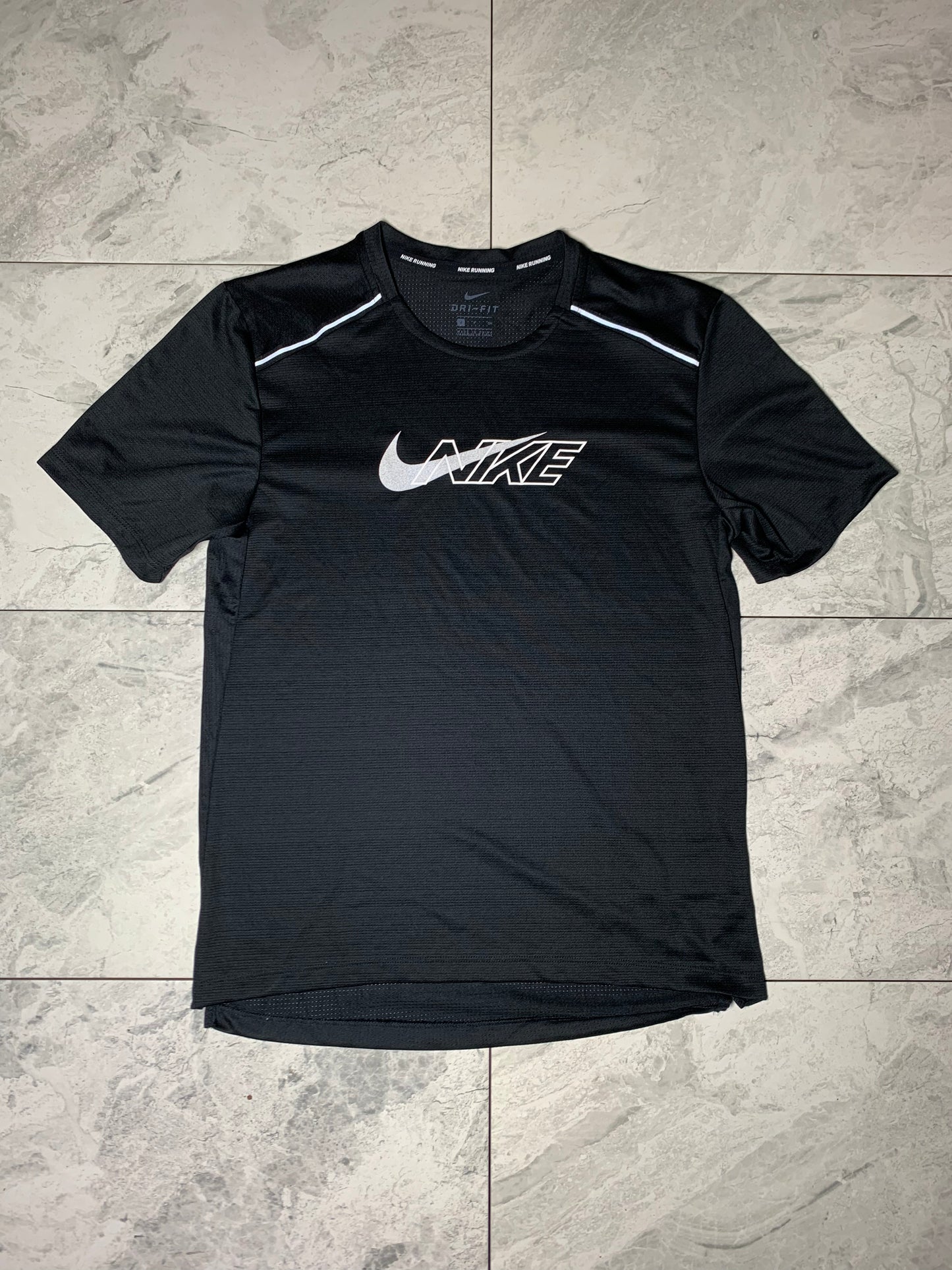 Nike swoosh miler