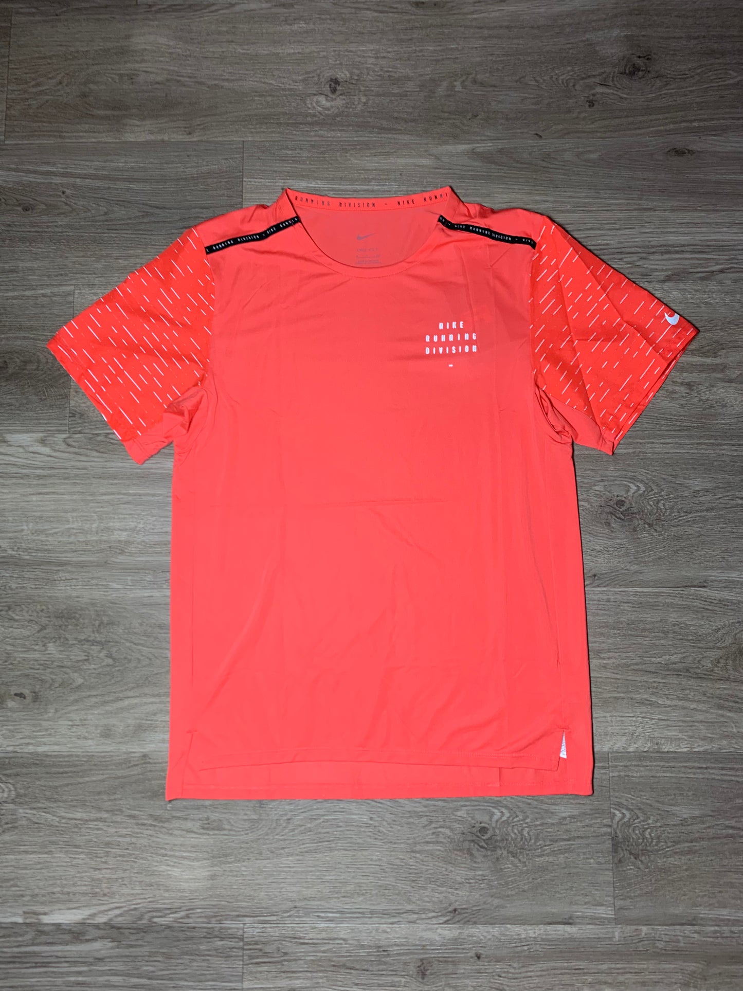 Nike running division t shirt peach