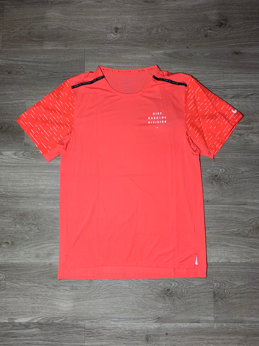 Nike running division t shirt peach