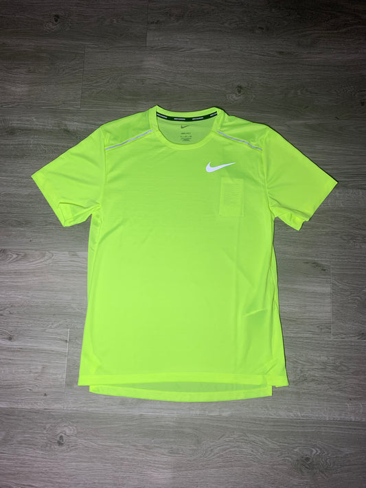 Nike miler volt