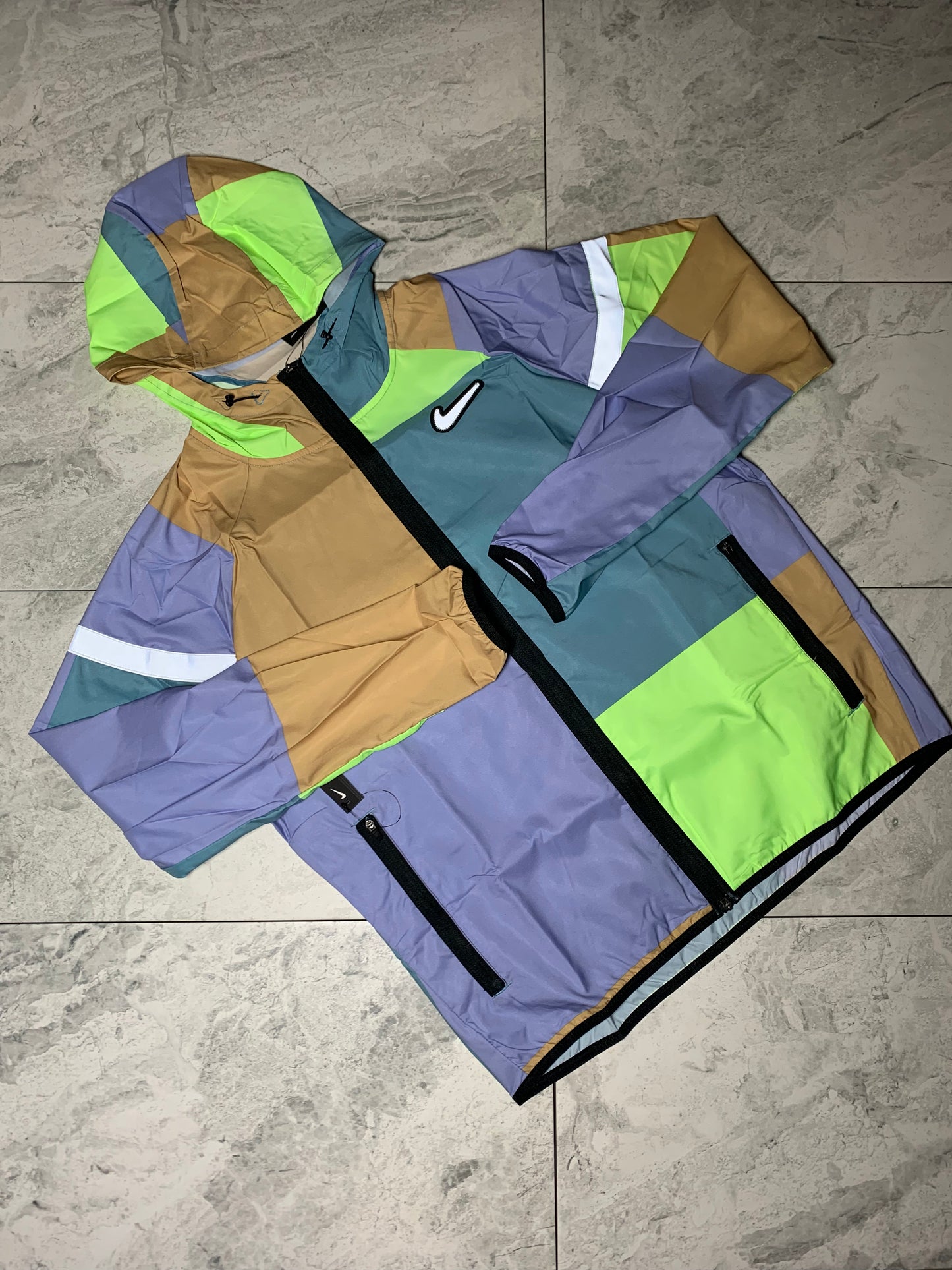 Nike patchworks windbreaker